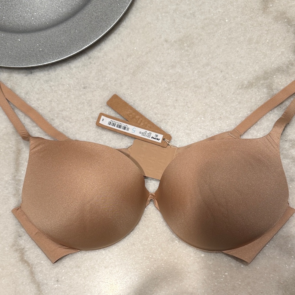 SKIMS ULTIMATE PUSH UP PLUNGE IN CLAY 36C NWT